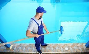 swimming-pool-cleaning-technicalkh-big-0