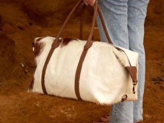 Buy top cowhide bags from Melbourne Leather Co.