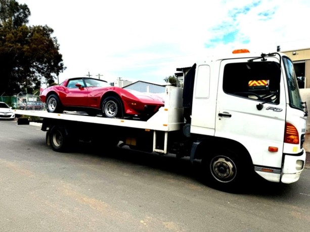 professional-car-towing-services-in-sydney-big-1