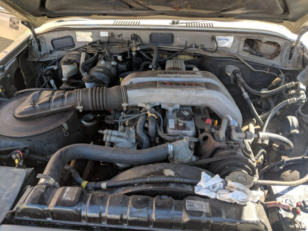 toyota-hilux-engine-for-sale-in-sa-just-wrecking-toyotas-big-0