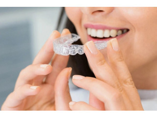Expert Denture Services in Montreal: Clinics You Can Trust