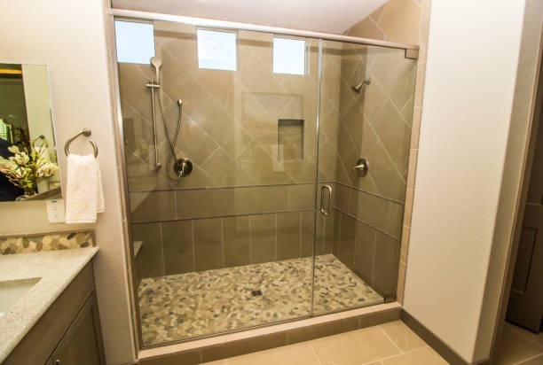 looking-for-shower-enclosures-in-toronto-academy-glass-has-you-covered-big-0