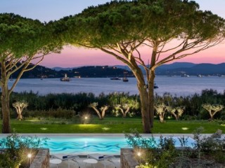 ONE Hôtel Privés Water's Edge Villa is the Best of Saint Tropez