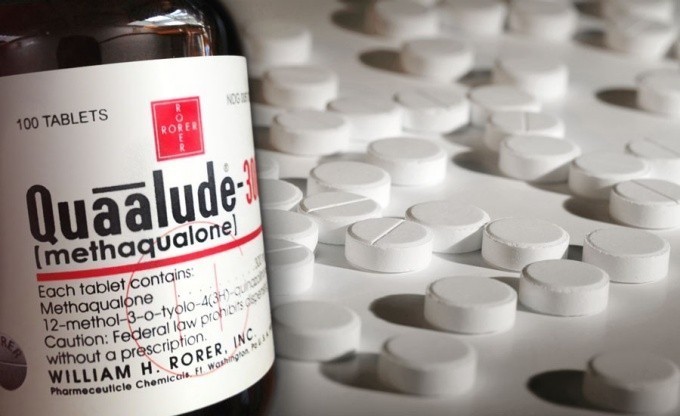 methaqualone-300mg-quaalude-methaqualone-quaalude-lemmon-714-quaalude-300mg-big-0