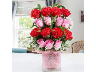Send Flowers to Delhi with Fast & Reliable Flower Delivery Services OyeGifts