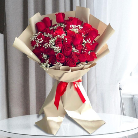 online-flowers-delivery-in-vizag-from-oyegifts-at-affordable-price-big-2
