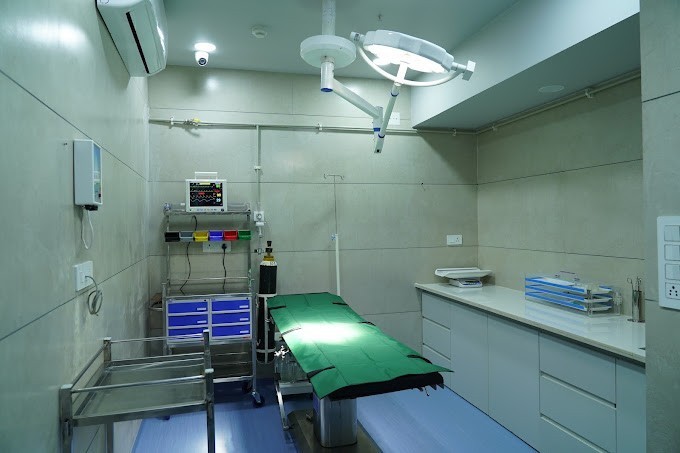 top-spine-surgery-hospital-in-ahmedabad-big-2