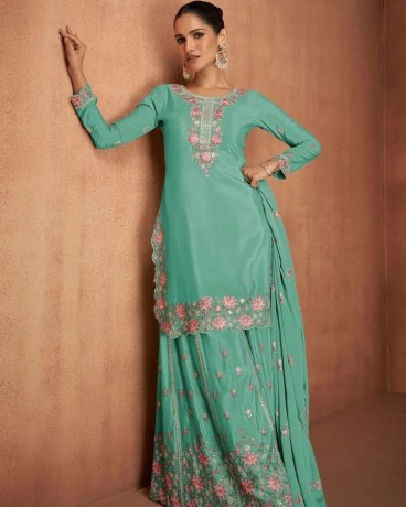 buy-designer-salwar-suits-online-big-1