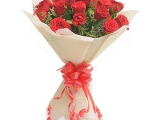 Same Day Online Flower Delivery in Ernakulam from OyeGifts