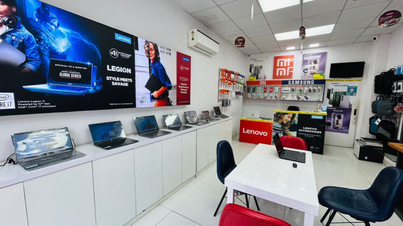 best-laptop-store-in-delhi-big-1