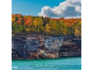 Explore the Beauty of Pictured Rocks National Lakeshore!