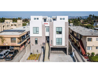 Rooftop decks for rent in Hollywood