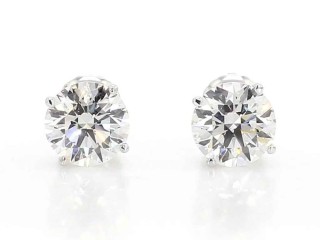 Elegant Lab Grown Diamond Stud Earrings - Sustainable Luxury