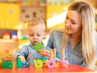 Boost Early Growth with Montessori Toddler Education