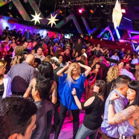 latin-music-bar-experience-the-rhythm-at-salsa-nights-big-0